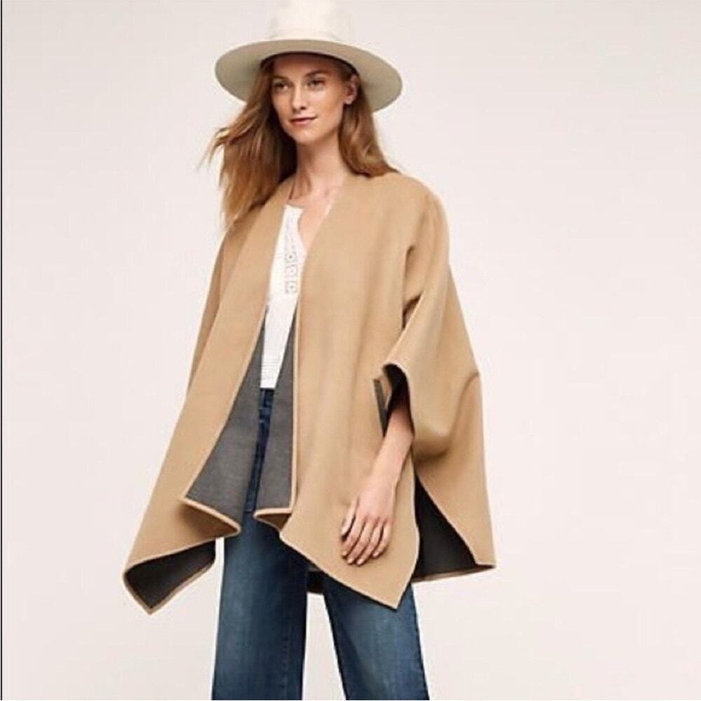 Cartonnier Anthropologie Vista Cape Poncho Camel Gray Quiet Luxury Boho Cozy